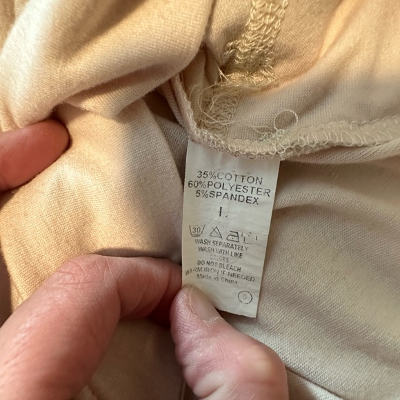 Long Sleeve Top with cheetah print - Picture 6 of 6